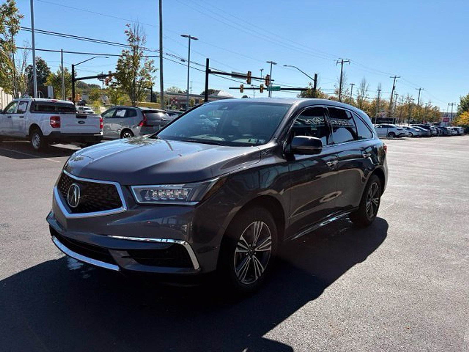 Used 2017 Acura MDX SH-AWD image 3
