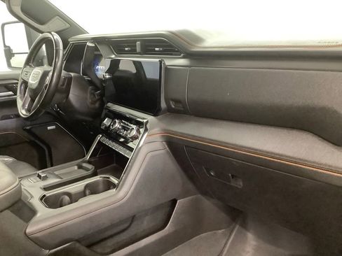 Used 2024 GMC Sierra 3500 AT4 w/ AT4 Premium Plus Package AWD/4WD image 31