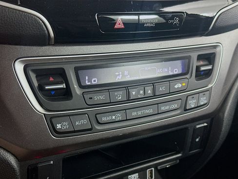 Used 2022 Honda Pilot EX-L image 23