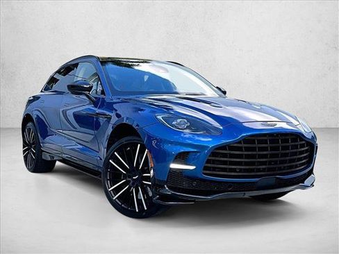 Used 2023 Aston Martin DBX 707 image 12