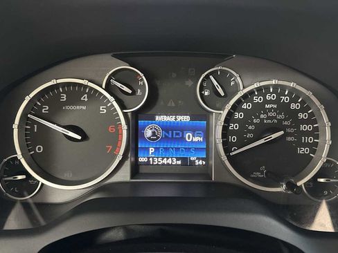 Used 2015 Toyota Tundra Platinum image 17