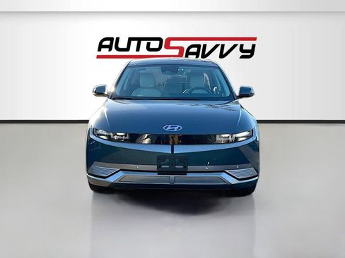 Used 2024 Hyundai Ioniq 5 Limited image 2