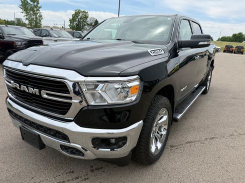 Used 2020 RAM 1500 Big Horn AWD/4WD image 3