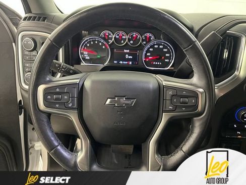Used 2021 Chevrolet Silverado 1500 LT Trail Boss w/ Convenience Package II AWD/4WD image 16