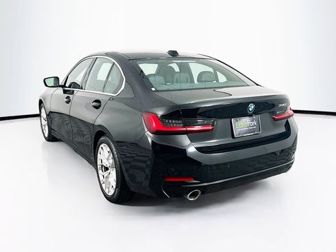 Used 2025 BMW 330i Sedan image 5