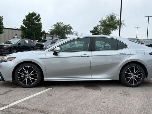 Certified 2024 Toyota Camry SE FWD image 10