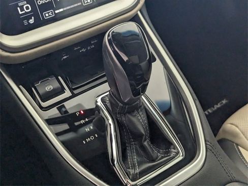 Certified 2020 Subaru Outback Limited image 24