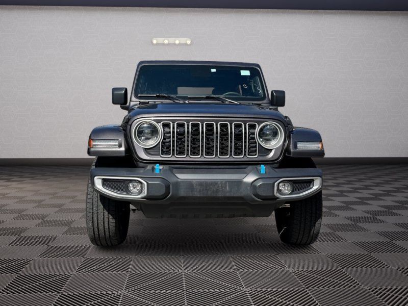 Used 2024 Jeep Wrangler Unlimited Sahara AWD/4WD image 23