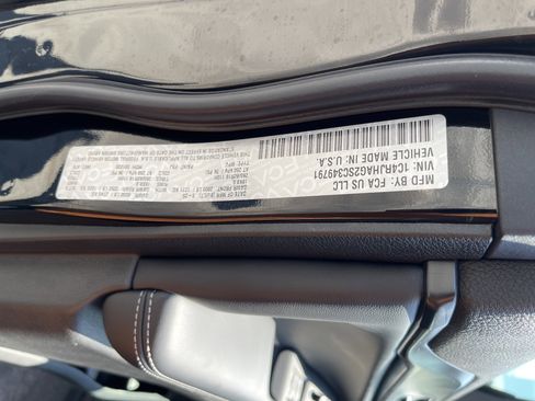 New 2025 Jeep Grand Cherokee Laredo X image 29