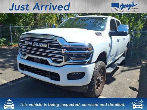 Used 2026 RAM 2500 Laramie AWD/4WD image 1