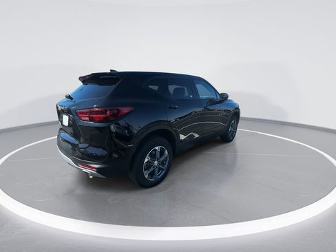 Used 2023 Chevrolet Blazer LT w/ Driver Confidence Package image 8