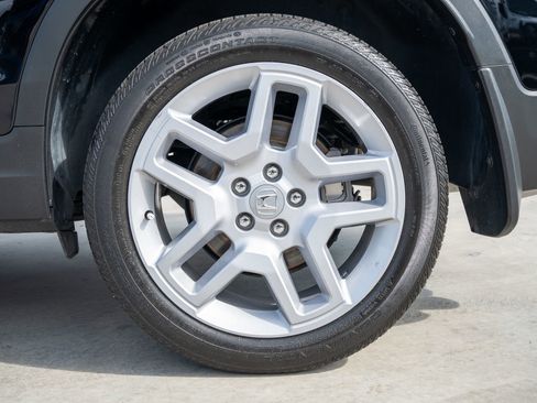 Certified 2025 Honda Passport EX-L image 40