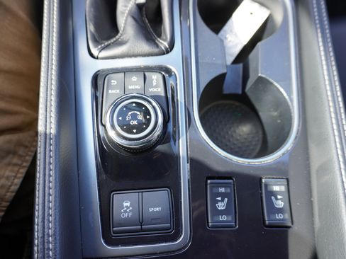 Used 2022 Nissan Maxima SV w/ Floor Mat Group image 31