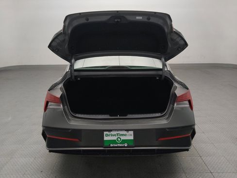 Used 2025 Hyundai Elantra SEL FWD image 29