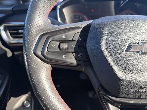 Used 2023 Chevrolet TrailBlazer RS w/ Sun and Liftgate Package image 30