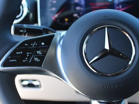 Used 2026 Mercedes-Benz CLE 300 4MATIC Coupe image 22