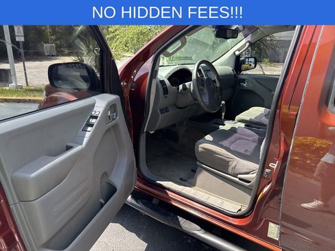 Used 2016 Nissan Frontier SV w/ SV Value Truck Package RWD image 18