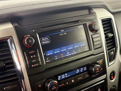 Used 2019 Nissan Titan PRO-4X image 14