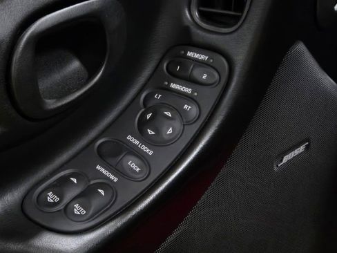 Used 2002 Chevrolet Corvette Convertible w/ Preferred Equipment Group2 image 19