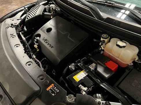 Used 2023 Buick Enclave Essence w/ Experience Buick Package image 50