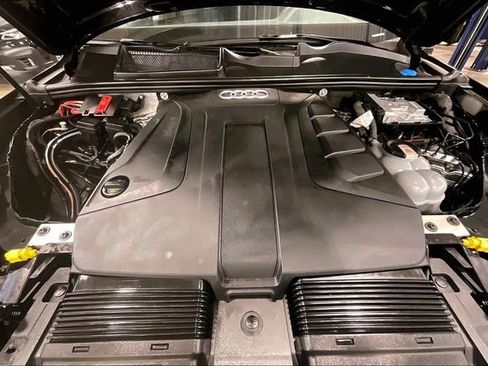 Used 2023 Audi Q7 2.0T Premium Plus w/ Premium Plus Package image 10