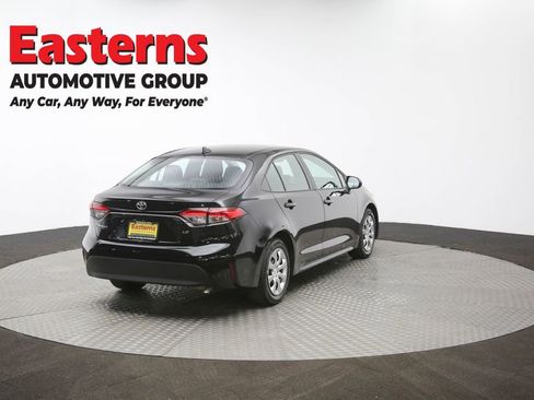 Used 2025 Toyota Corolla LE image 41