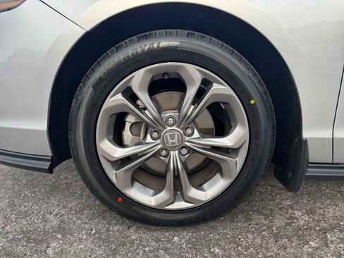 Used 2024 Honda Accord EX image 8