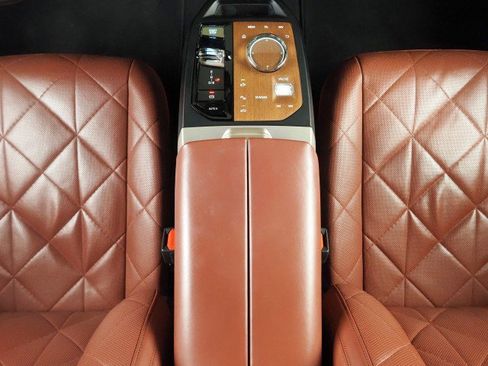 Used 2023 BMW iX xDrive50 w/ Ultimate Package 2 image 26