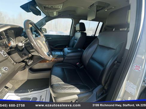 Used 2018 Chevrolet Suburban Premier image 13