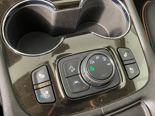 Certified 2023 GMC Acadia AT4 w/ Technology Package AWD/4WD image 9