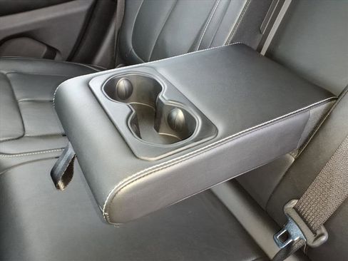 Used 2022 Jeep Grand Cherokee Overland w/ Luxury Tech Group IV image 36