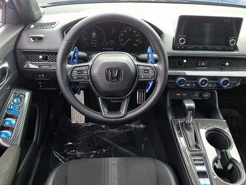 Used 2022 Honda Civic Sport image 11