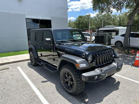 Used 2021 Jeep Wrangler Unlimited Sport AWD/4WD image 11