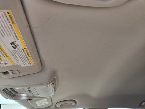 Used 2019 GMC Terrain SLT FWD image 24