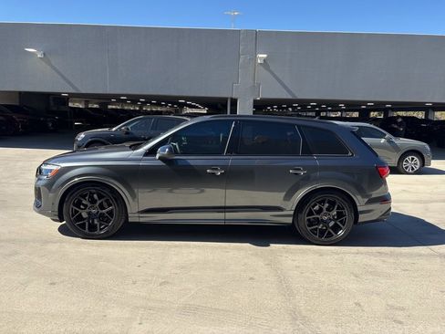 New 2026 Audi SQ7 Premium Plus image 9