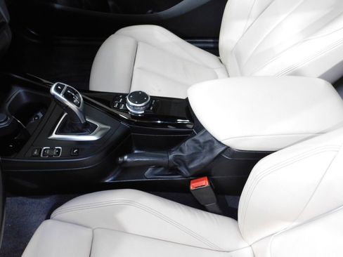 Used 2016 BMW 228i xDrive Coupe AWD/4WD image 33
