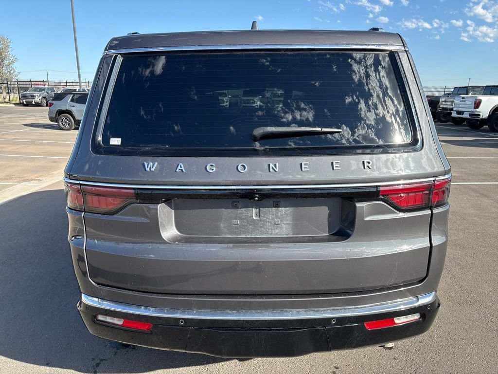 Used 2022 Jeep Wagoneer Series III w/ Convenience Group I AWD/4WD image 9