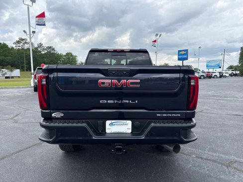 New 2026 GMC Sierra 2500 Denali w/ Denali Reserve Package image 4