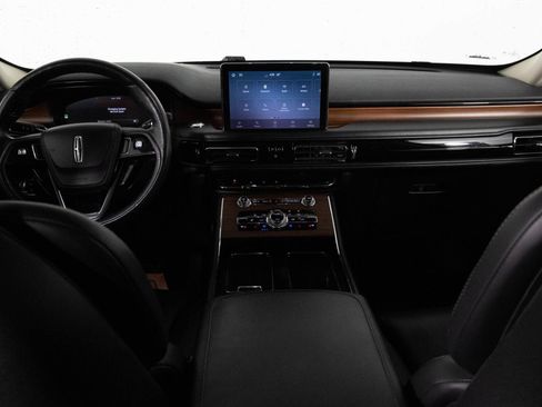 Used 2021 Lincoln Aviator Grand Touring w/ Equipment Group 302A AWD/4WD image 19