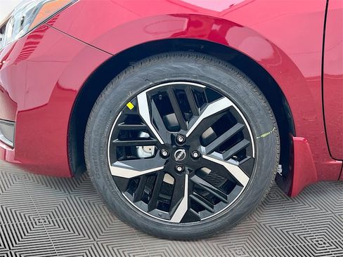 New 2025 Nissan Versa SR image 27