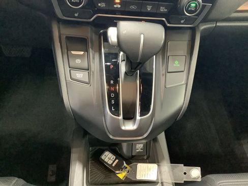 Used 2018 Honda CR-V Touring image 17