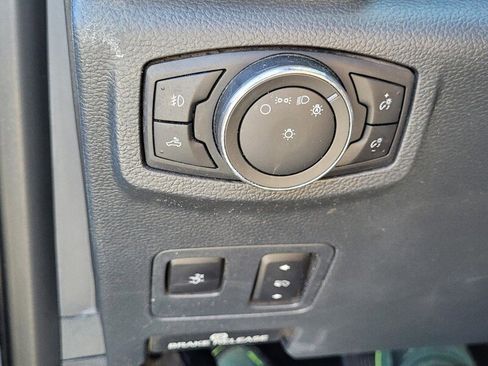 Used 2022 Ford F350 Platinum image 30