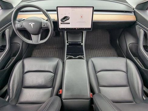 Used 2020 Tesla Model 3 Long Range image 17