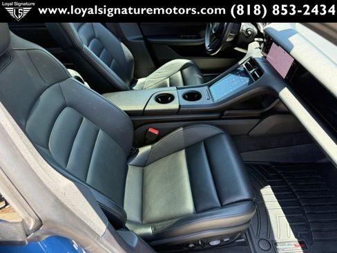 Used 2021 Porsche Taycan 4S AWD/4WD image 36