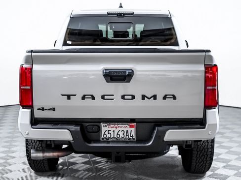 Used 2024 Toyota Tacoma TRD Off-Road w/ TRD Off Road Premium Package AWD/4WD image 10