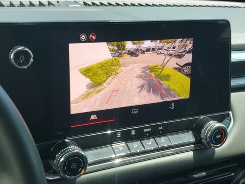 Used 2025 GMC Canyon Elevation RWD image 28