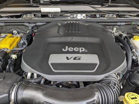 Used 2017 Jeep Wrangler Unlimited Sport w/ Quick Order Package 24S AWD/4WD image 20