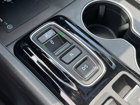 Used 2024 Honda Pilot Touring image 28