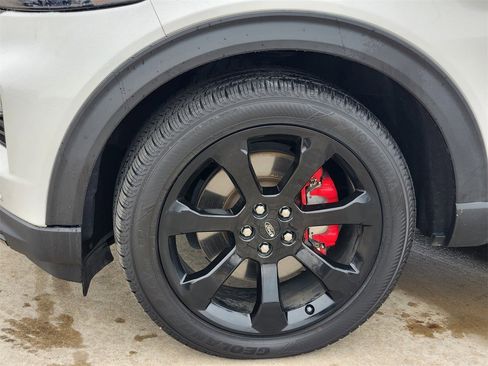 Used 2023 Ford Explorer ST w/ Equipment Group 401A image 8