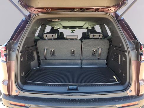 New 2026 GMC Acadia Elevation w/ Super Cruise Package FWD image 12